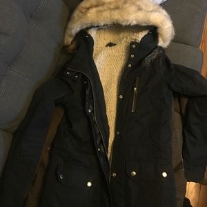 Navy jacket, faux fur hood, faux wool interior